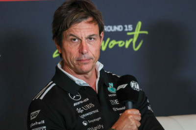 Wolff to rivals on F1 row: Get your s--- together