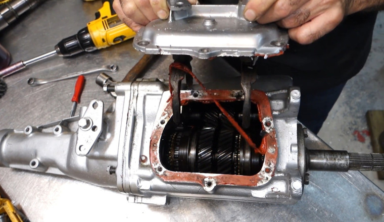 What's The Difference Between The Muncie M20, M21, And M22 Transmissions?