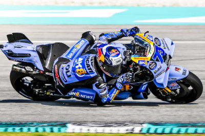 Alex Marquez fends off Bezzecchi as sun sets on Sepang Test