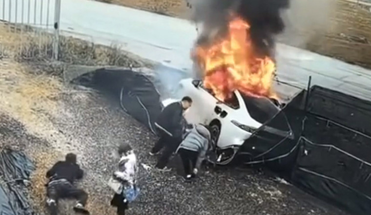 This Crash Is Why China Banned Hidden Door Handles