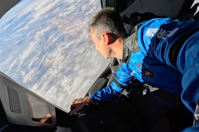 Blue Origin Is Changing Trajectory To Compete In Earth Orbit And On The Moon