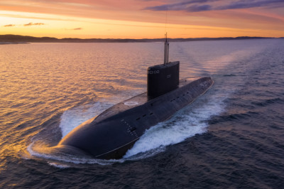 Diesel Engines Need Air, Submarines Run Underwater, So How Do Diesel Submarines Work?
