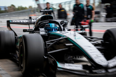 Mercedes rivals plotting F1 engine rule change for Melbourne