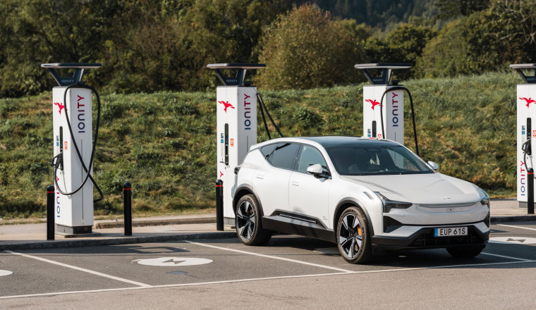 Polestars can now use Plug &amp; Charge devices – including Tesla’s!