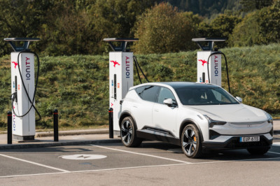 Polestars can now use Plug & Charge devices – including Tesla’s!