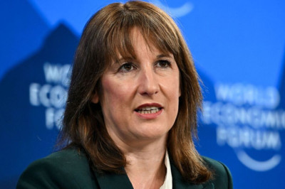 Rachel Reeves set to slap drivers who do 10,000 miles a year with new £300 charge