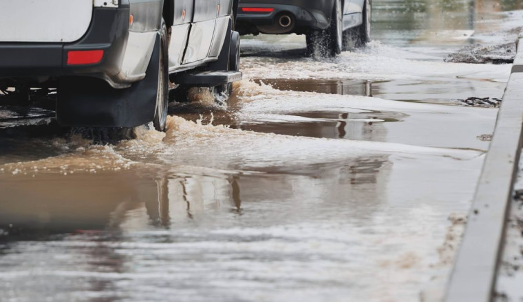 UK drivers 'face £100 fines today' or could wreck their cars
