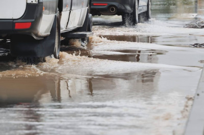 UK drivers 'face £100 fines today' or could wreck their cars