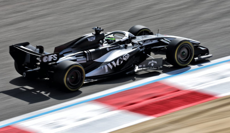 Hamilton's long-time partner joins Cadillac in F1 management role