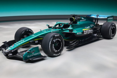 Livery for Newey's first Aston Martin F1 car revealed