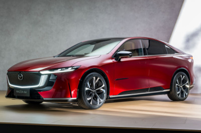 Mazda 6 returns as Model 3 rival with 348 miles from £38,995