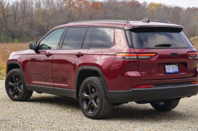 More Than 80,000 Jeeps Recalled Because Their Suspension Springs Might Fall Out