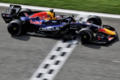 Mercedes claims Red Bull a second faster on straights