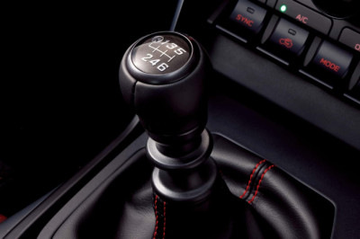 Subaru Is Asking Customers If They Want A Manual SUV