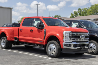 6.7L Cummins Vs. 6.7L Power Stroke Diesel Engines: What Are The Differences?