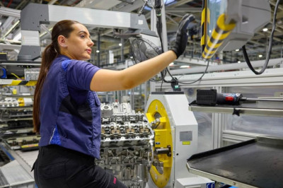 BMW's Hams Hall factory celebrates 25th anniversary