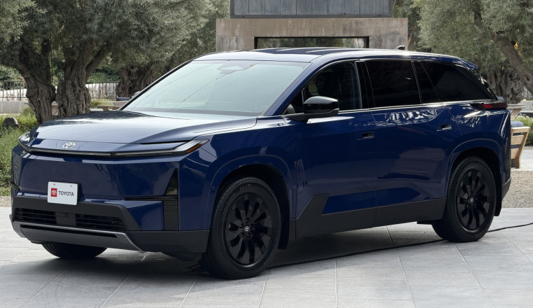 How The 2027 Toyota Highlander Stacks Up Against Its Three-Row EV Competition