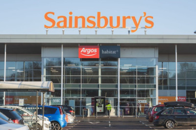 Pensioners stunned by £50 fine after Sainsbury’s car park rules change