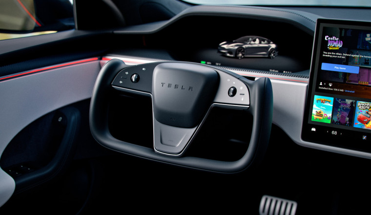 China May Be Regulating Yoke Steering Wheels Out Of Existence In New Safety Standards