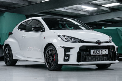 Royal Mail delays; X outage; Rowan Atkinson’s GR Yaris; Robert Duvall dies