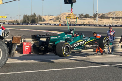 Dramatic Aston Martin spin causes first red flag of final F1 test