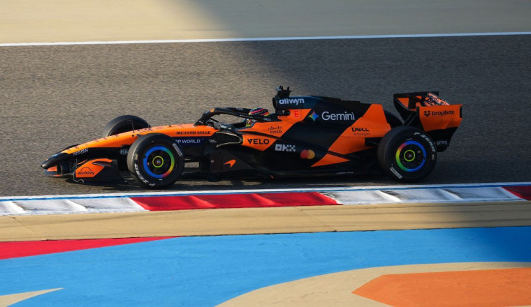 F1 testing: George Russell fastest but McLaren impress, Aston Martin hit more issues - Day 1 as it happened