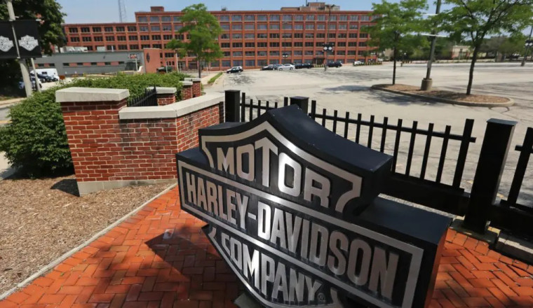 Harley-Davidson Built Its Business for 300,000 Bikes a Year. It's Selling 124,500. Layoffs Are Coming.