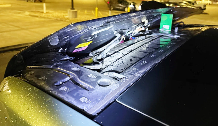 Rivian R1T Tried A Touchless Wash, It Definitely Got Touched