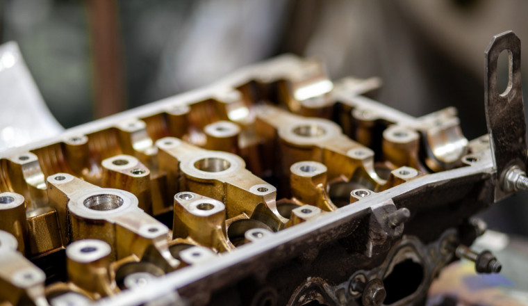 Why Aluminum Heads Are More Likely To Warp Than Cast Iron