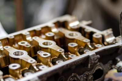 Why Aluminum Heads Are More Likely To Warp Than Cast Iron