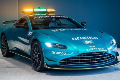 Aston Martin Puts 2021 Abu Dhabi F1 Safety Car Up For Sale, Do With This Information What You Will