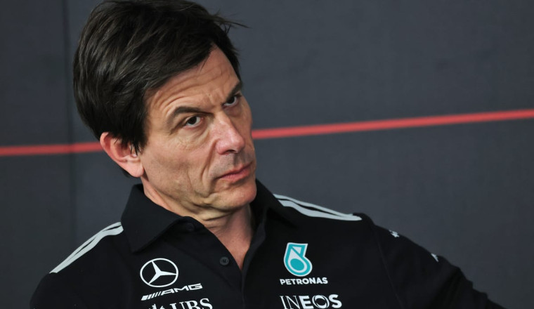 Mercedes' angry response to fuel legality rumours