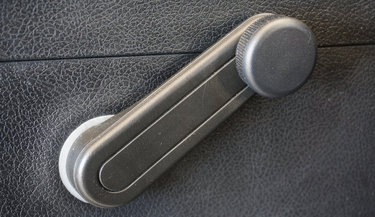 Revealed: The classic car features Gen Z are baffled by - so, do you know your choke from your T-bar?