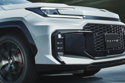 Toyota Just Gave The 2026 RAV4 PHEV A Seven-Day Backup Power Trick