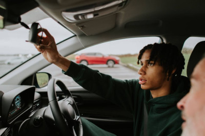 DVSA says don't pay for driving lessons without one key check