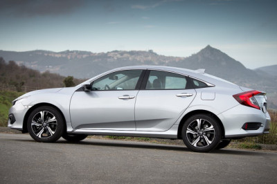 Honda recalls tens of thousands of cars over concerns that the wheels could fall off