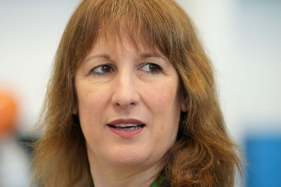 Rachel Reeves' latest slap to petrol and diesel drivers as she rejects car tax band change
