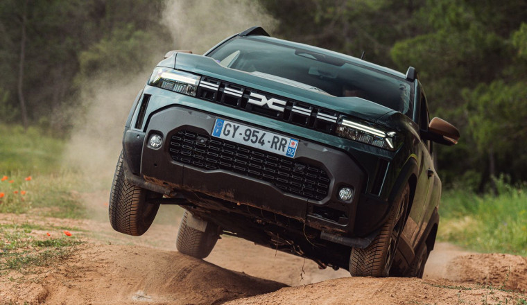Dacia launches AWD flagship for Bigster and Duster