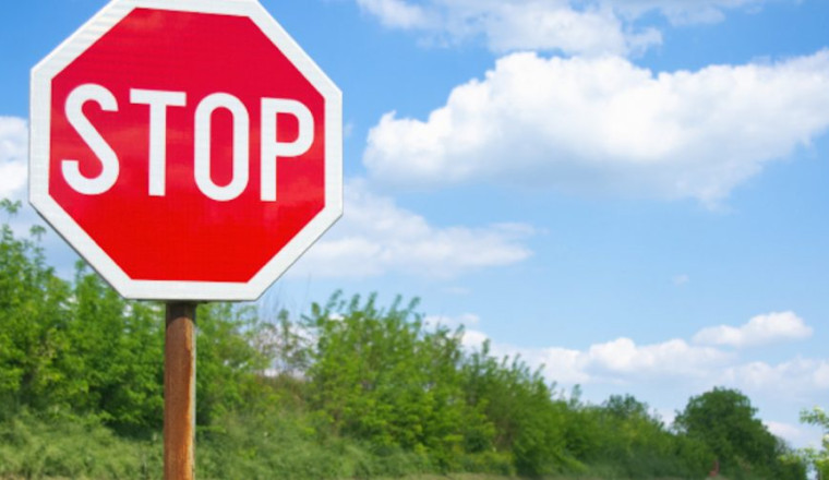 Stopping and Giving Way at A Junction, The Law