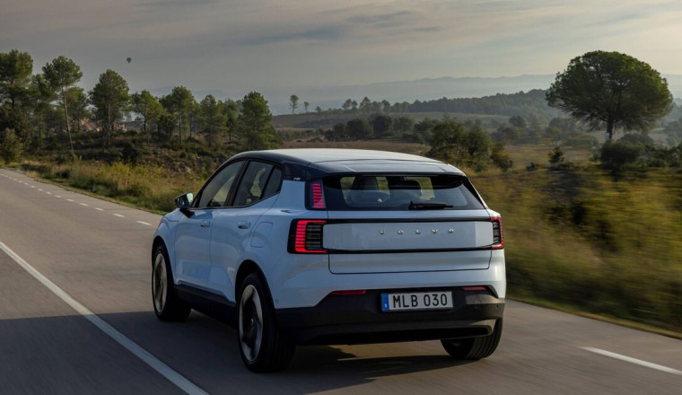 10,500 UK electric SUVs face 'scary' battery fire risk as owners given advice