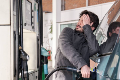 Brits told to fill up now as petrol costs could jump to £2 a litre