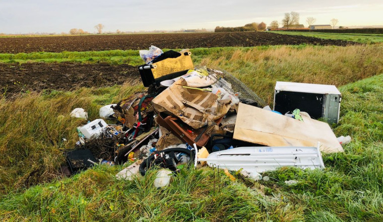 Fly-Tippers Could Lose Their Driving Licences Under New UK Law