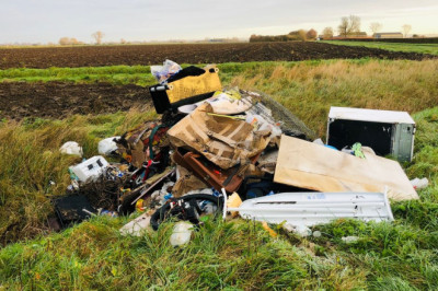 New rule to ban drivers who dump rubbish - and seize their vehicle