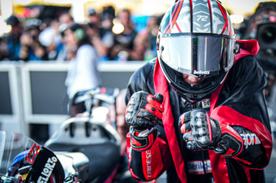 Bezzecchi bounces back with victory as Marc Marquez suffers Thailand DNF