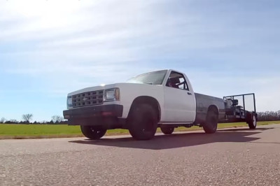 Can a Chevy S-10 With a 54-HP Diesel Still Do Work? Well, Watch This