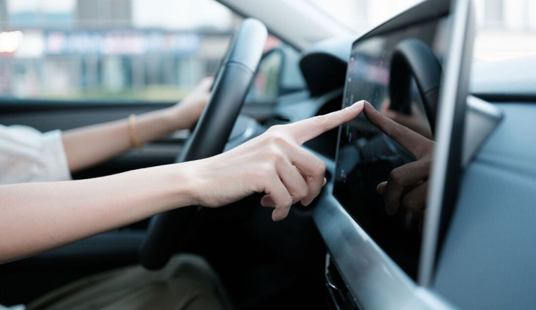 Mechanic warns popular car button that saves fuel 'can cause more damage’