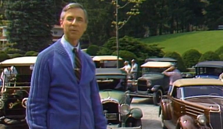 Mr. Rogers Once Dedicated An Episode To A Car Show Because He Was The Best