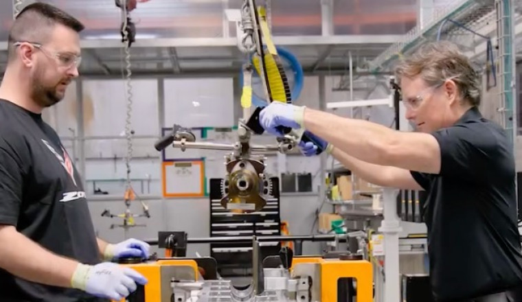 Watch Jeff Gordon Build a Chevy Corvette ZR1X Engine