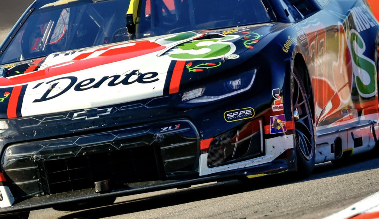 Cole Custer sent Carson Hocevar into the grass at COTA (Video)