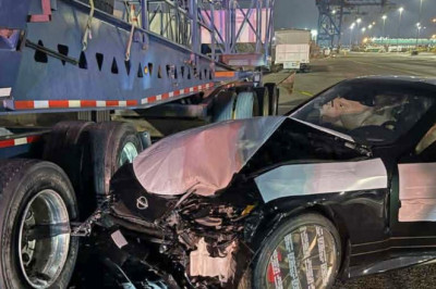 Nissan Z Heritage Edition Wrecked Immediately at Port While Still in Protective Plastic